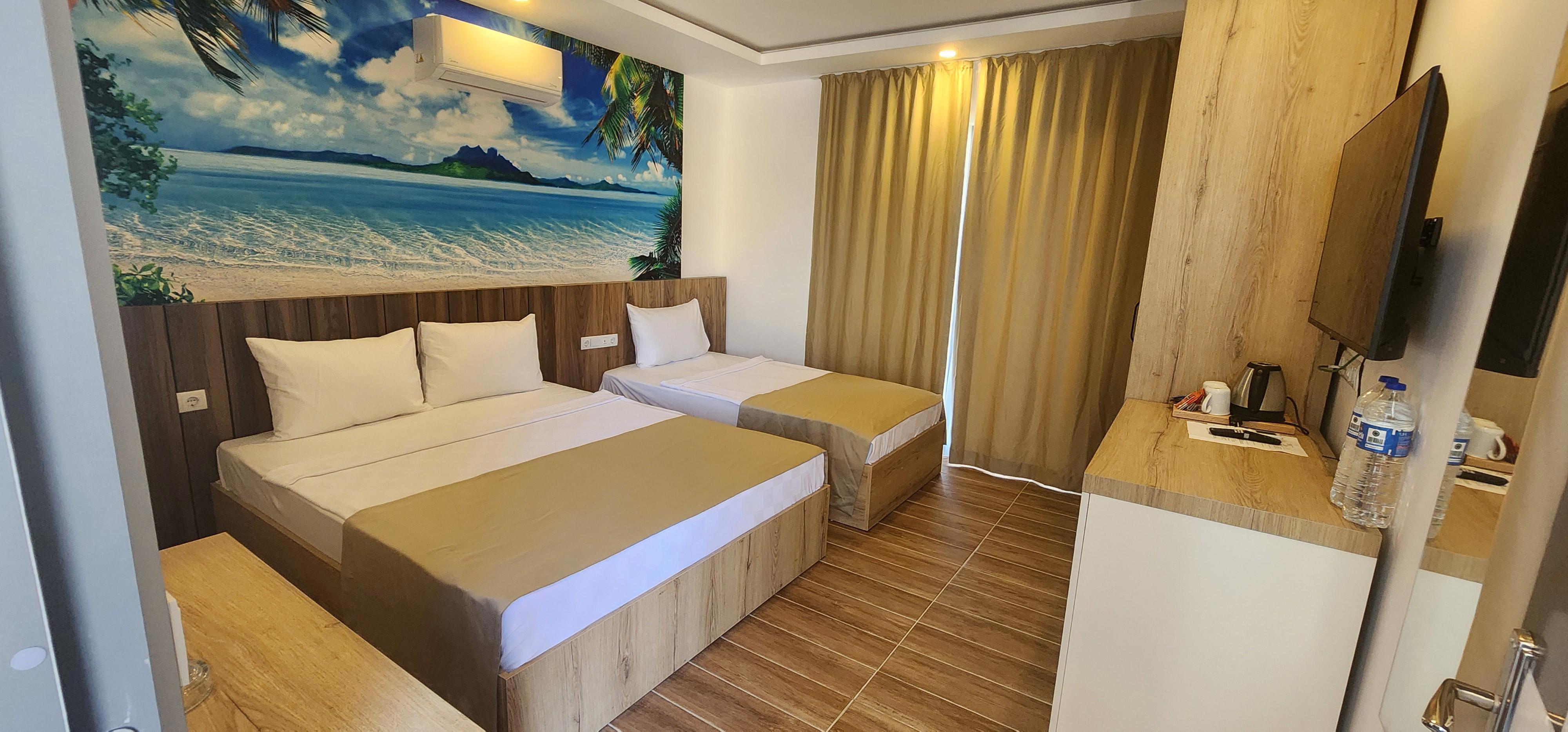 Luxury Beach Suite 1