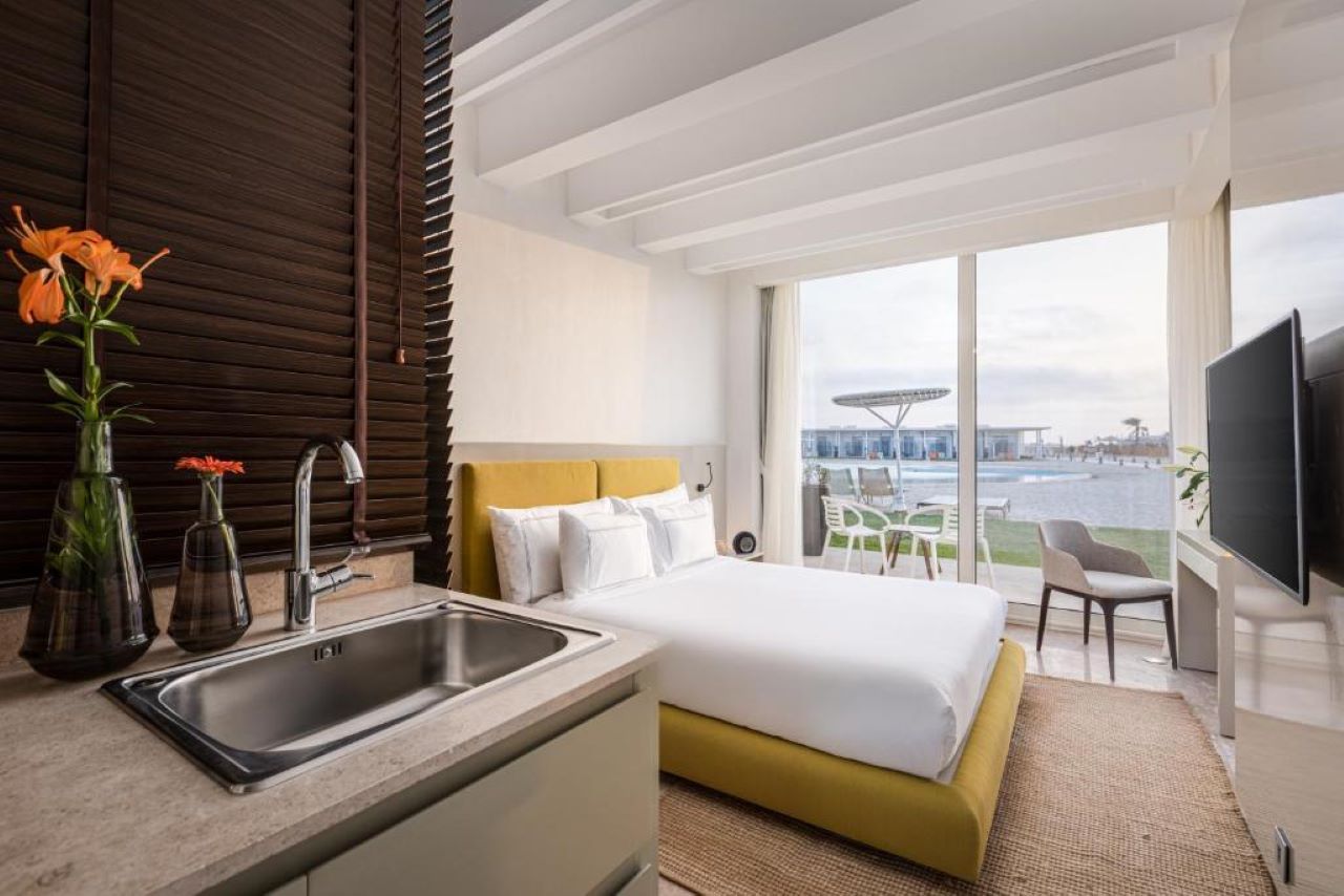 Cabana With Lagoon View 2