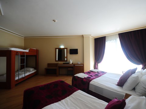 Standard Room with Bunkbed 1