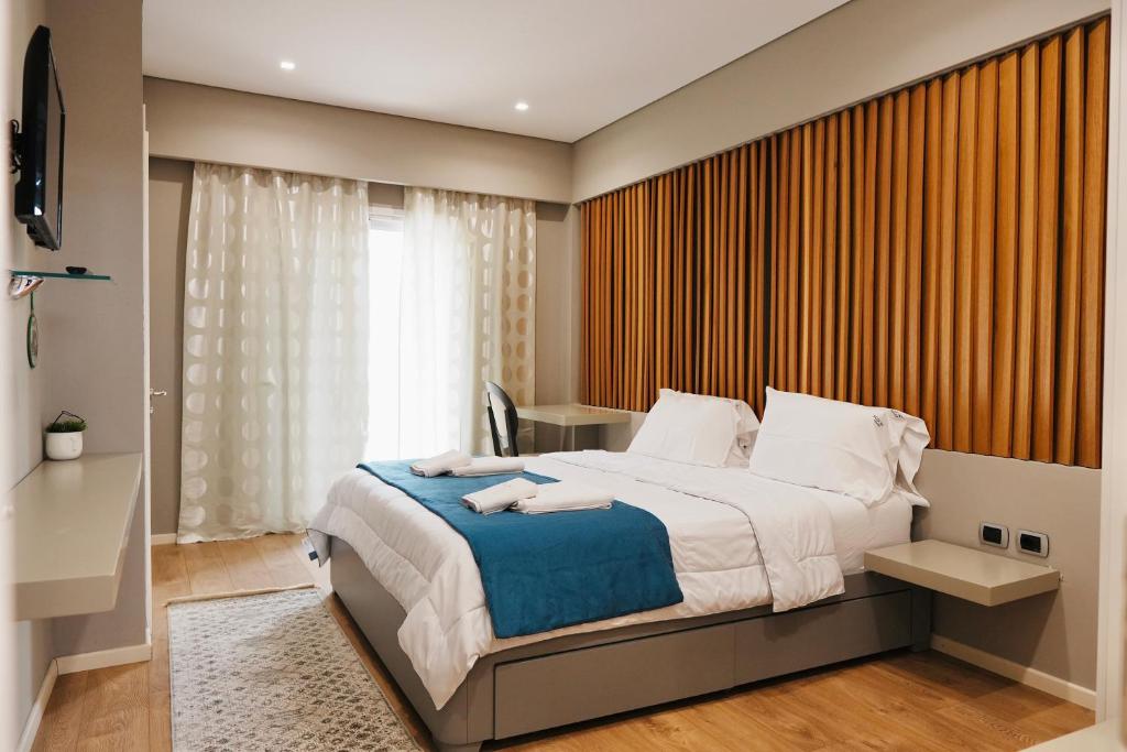 Deluxe Suite With Terrace Sea View 2