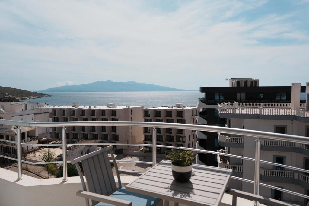 Superior Quadruple Room With Balcony Sea View 4