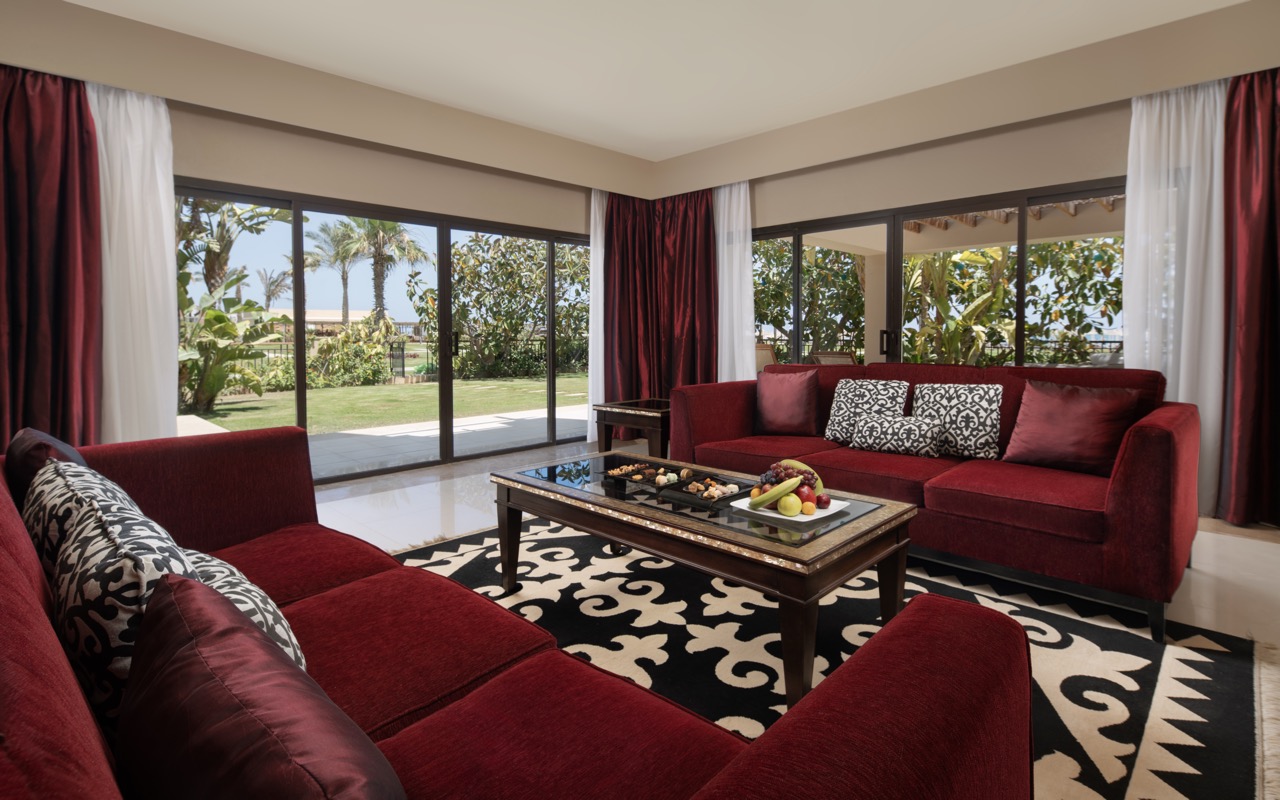 Executive Queen Suite 2