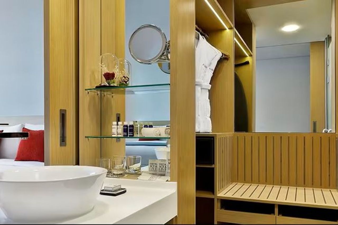 Executive Room 3
