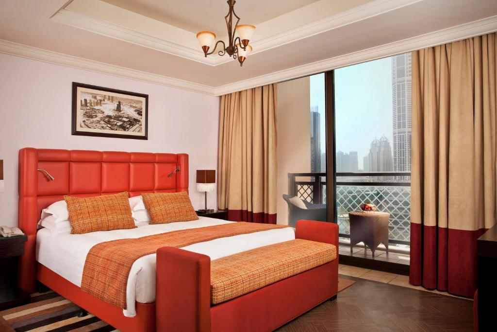 One Bedroom Suite Sea View 3