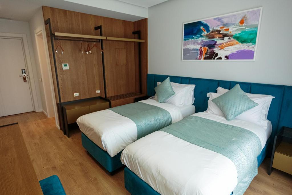Double / Twin Room 2