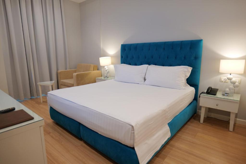 Double Room Back View Upper Floor 2nd or 3rd 1