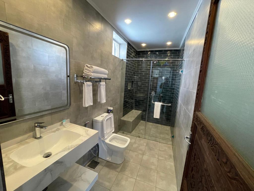 Deluxe Suite 3