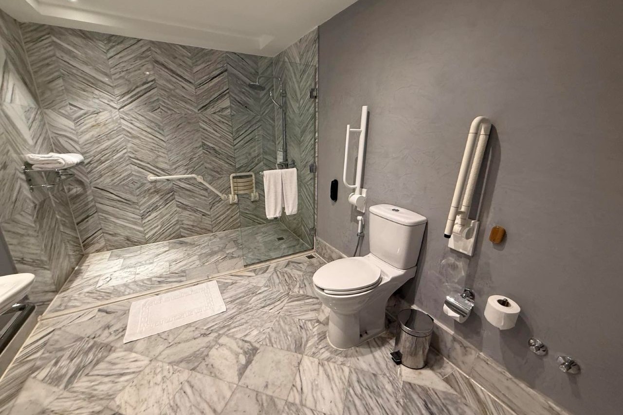Handicap room 2
