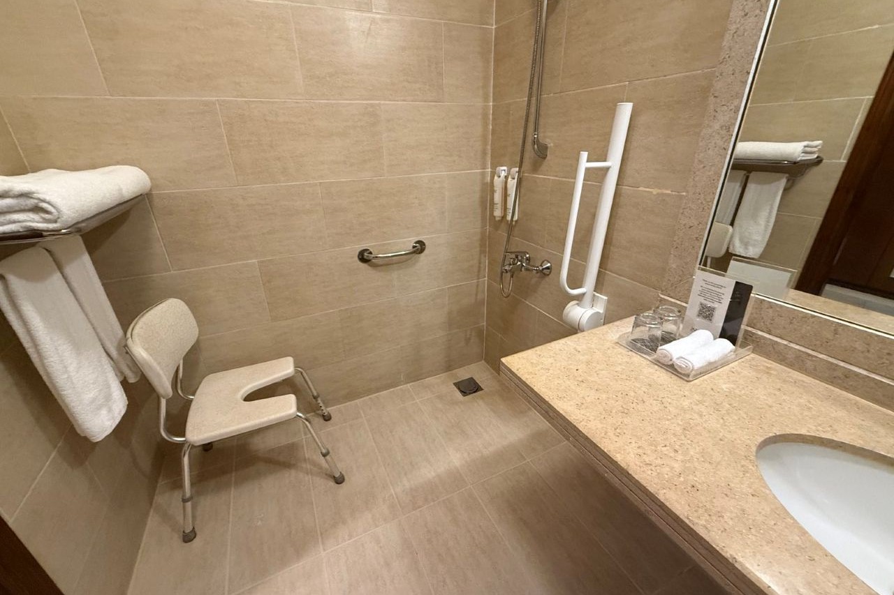 Handicap room 3