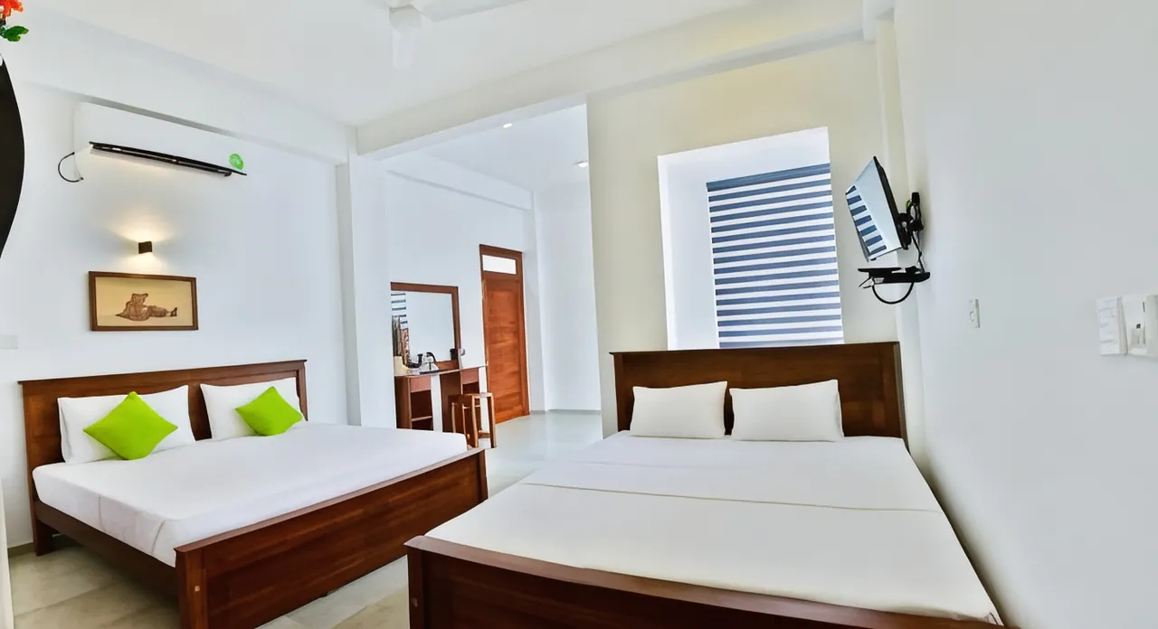 Deluxe Family Sea View 1
