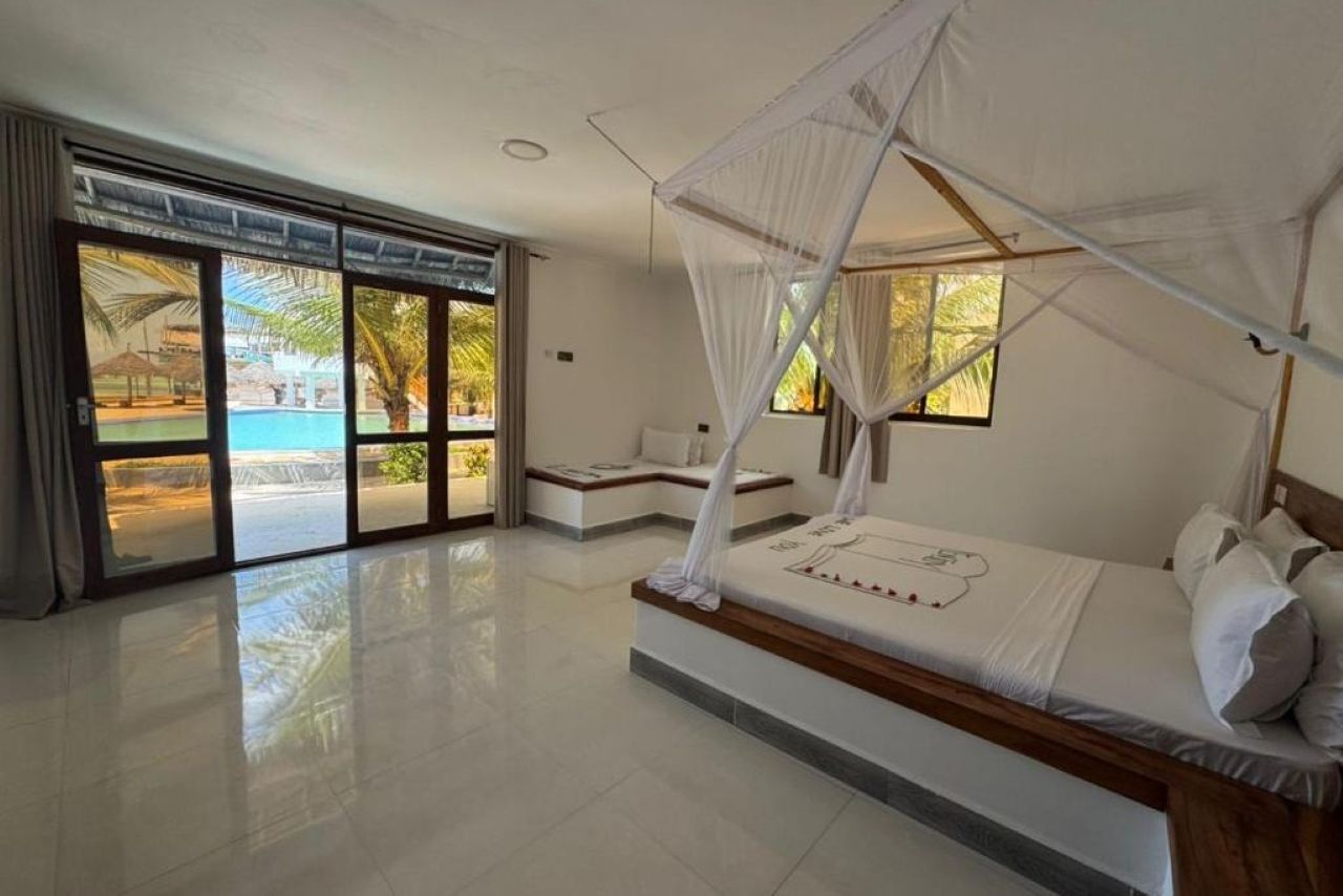 Deluxe Family Sea View 2