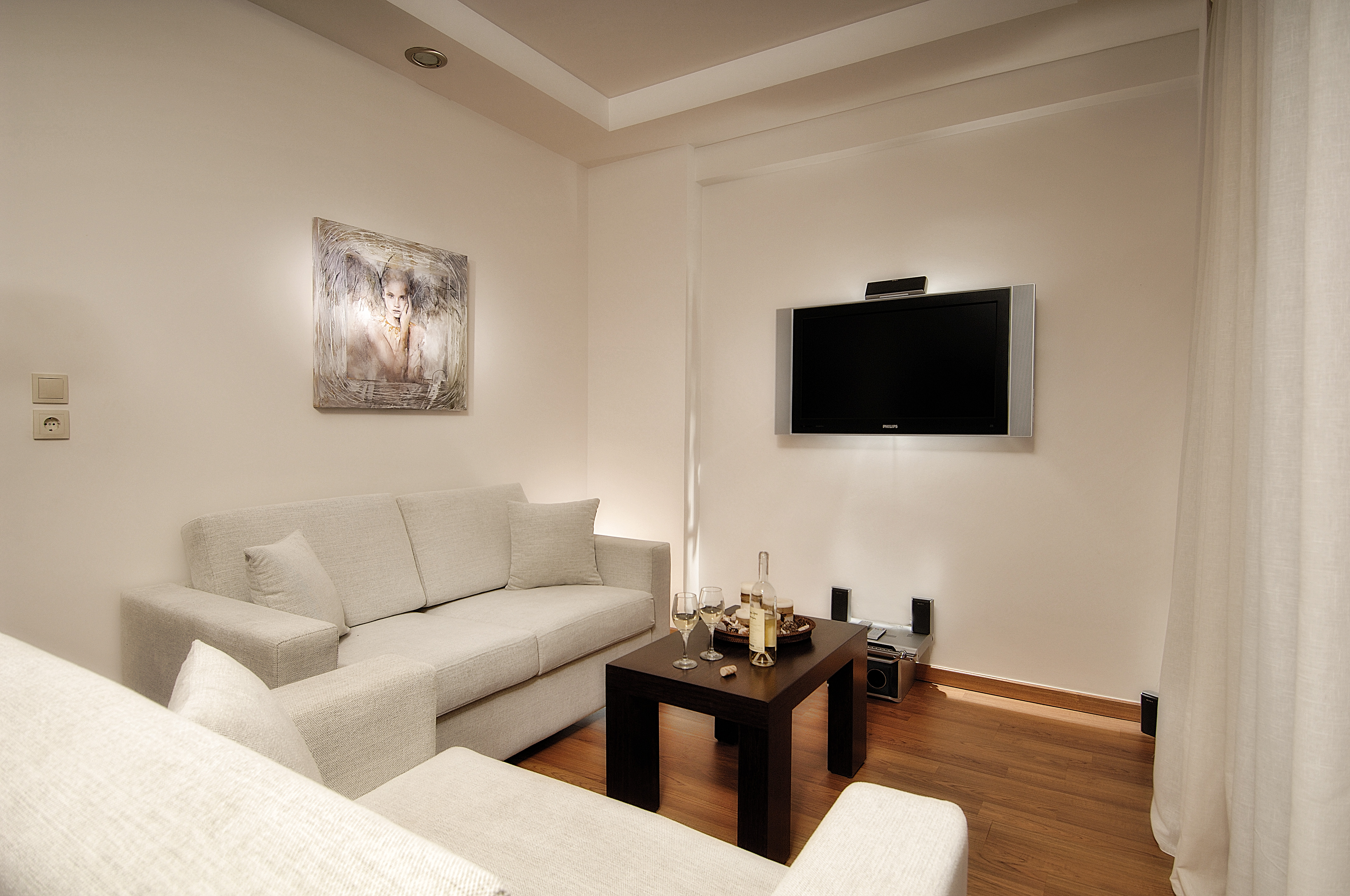 Suite 2