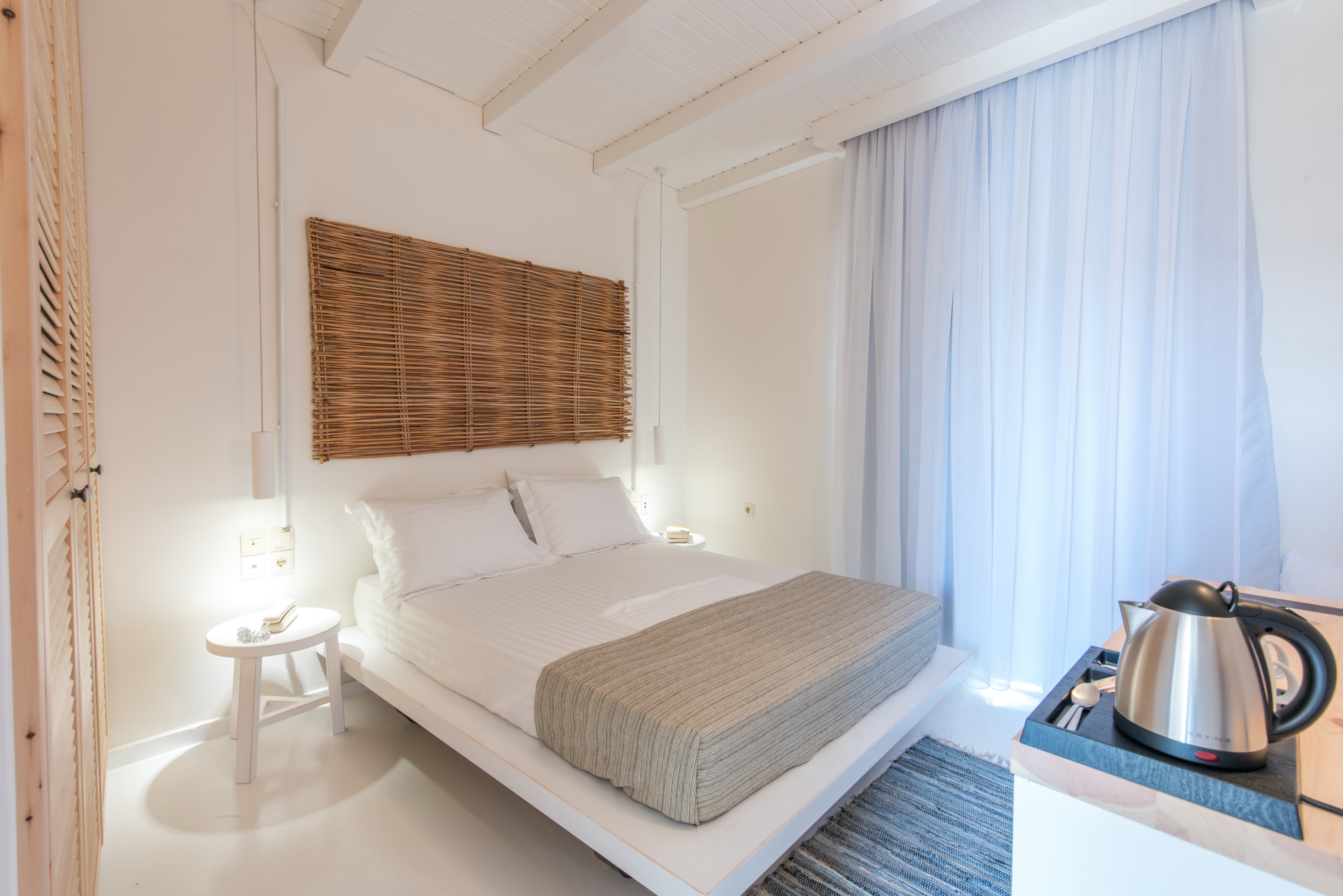 Suite 1