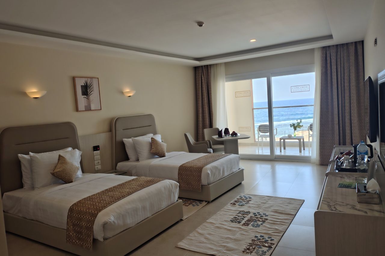 Premium Beach Front Room 3