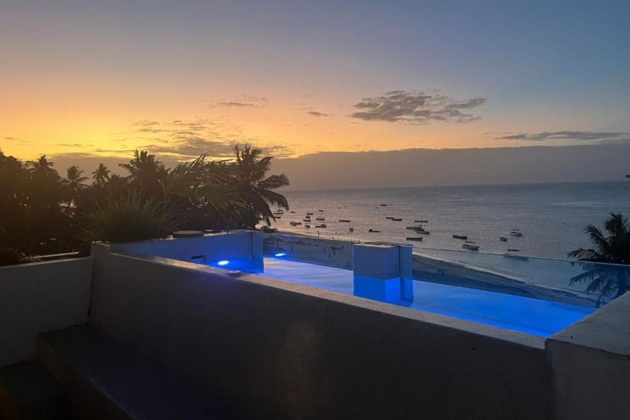Aluna Beach Apartments 6