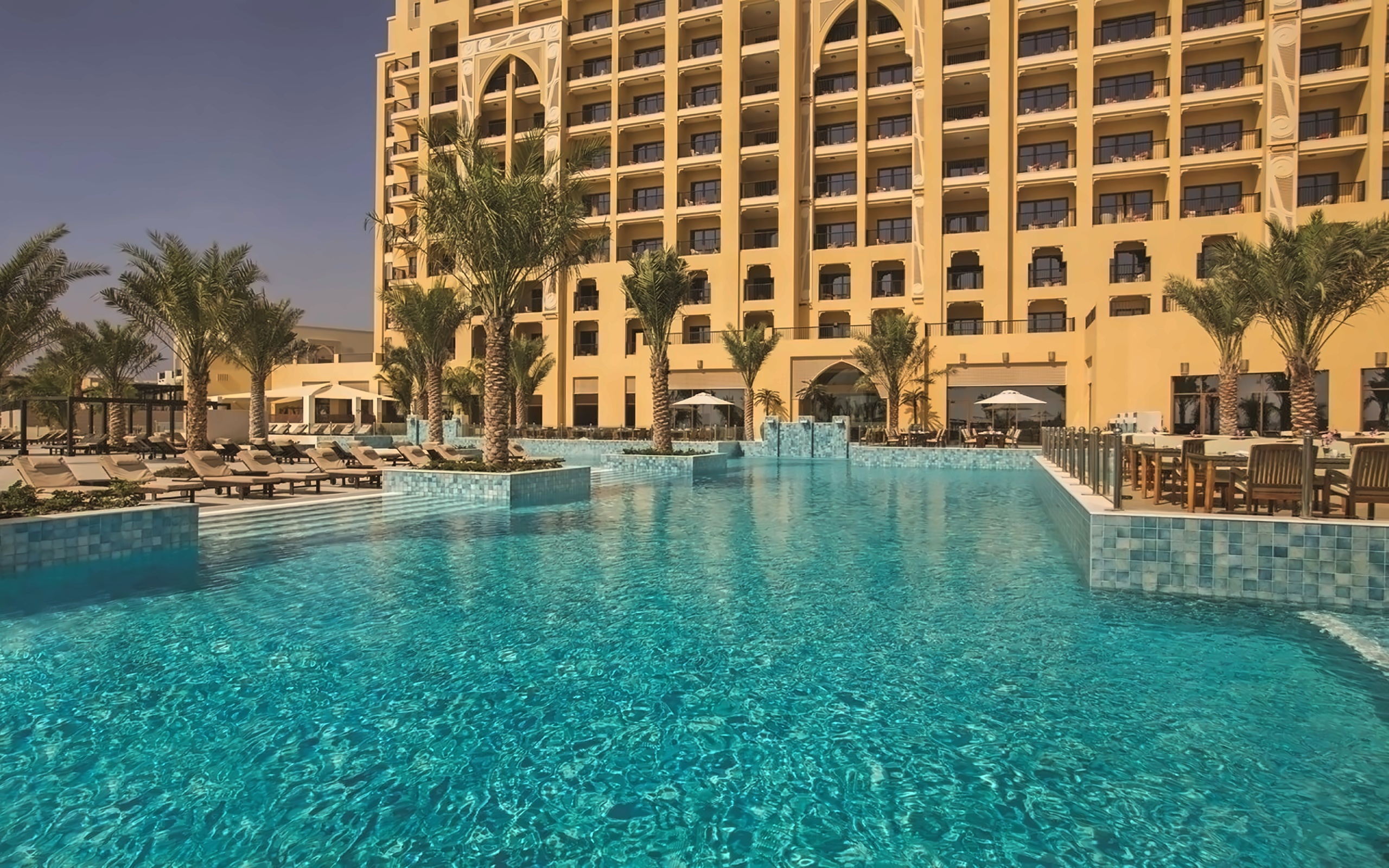 Doubletree By Hilton Resort & Spa Marjan Island 2