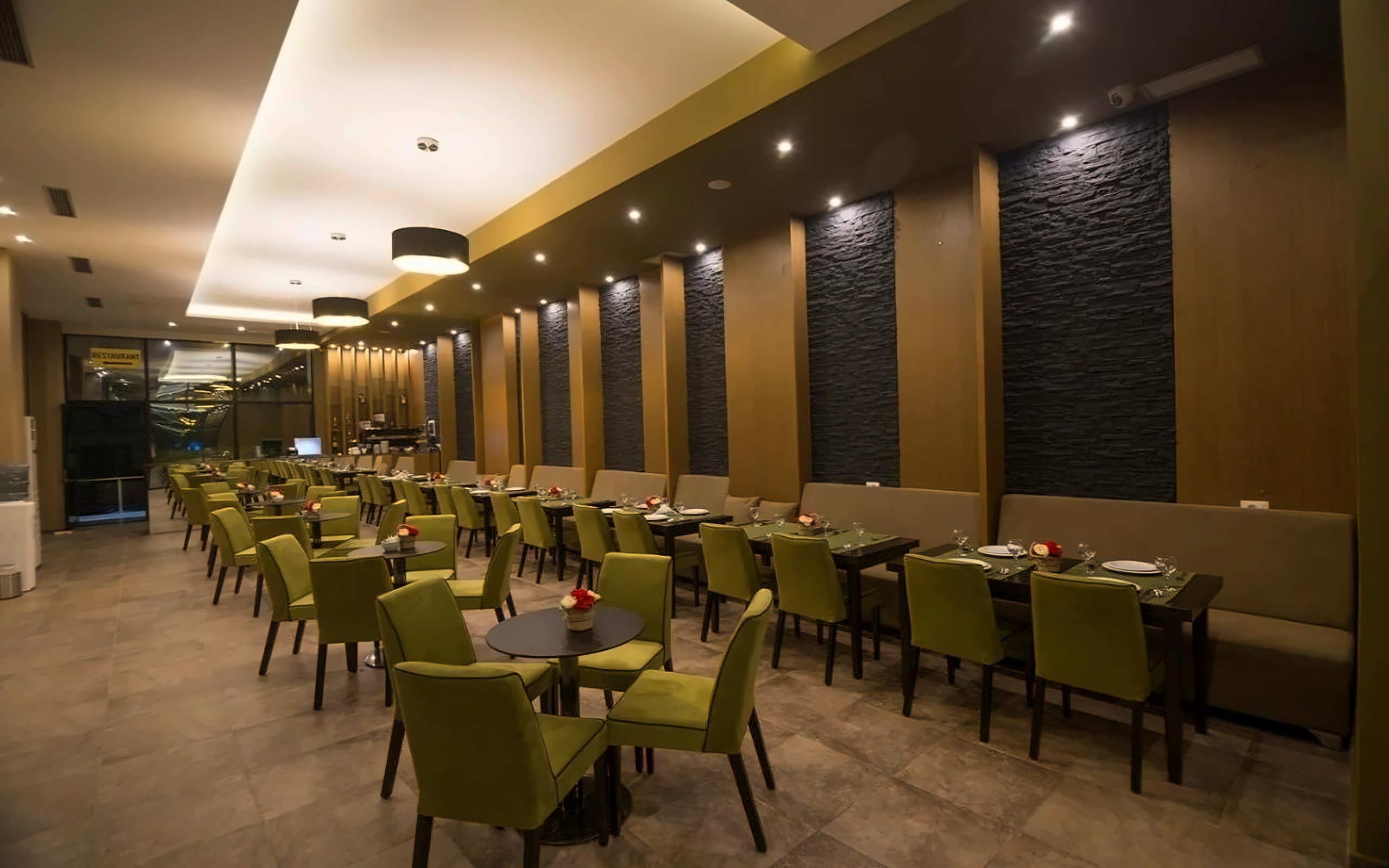 Sun Hotel 6
