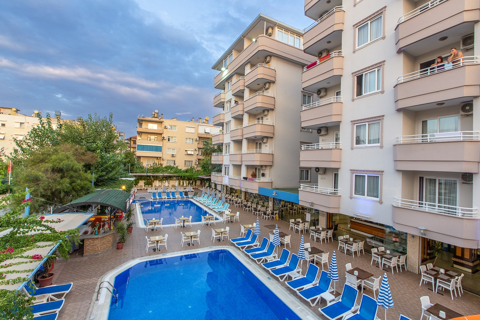 Bonapart Sealine Hotel 2