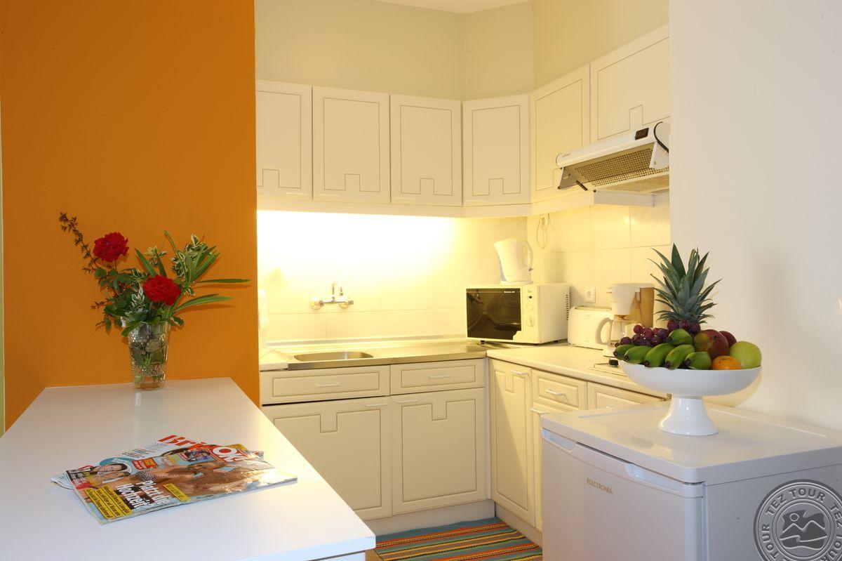 Canico Bay 6