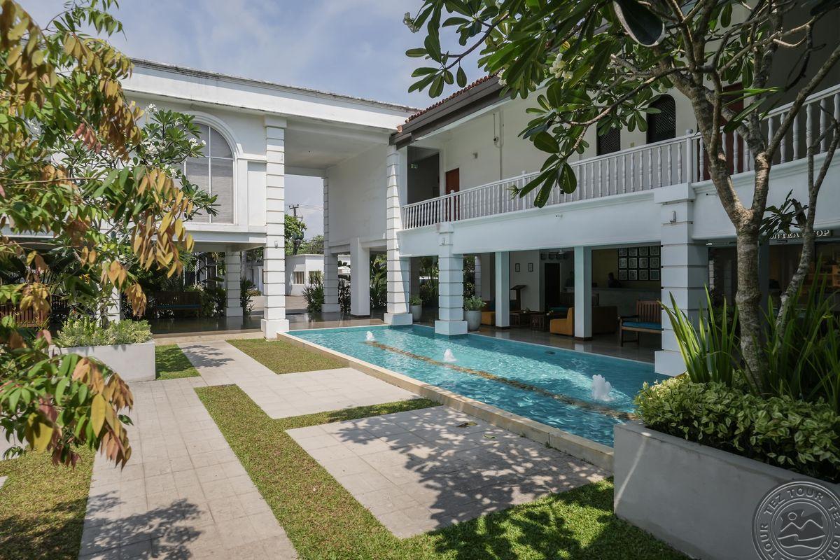 Hibiscus Beach Hotel
