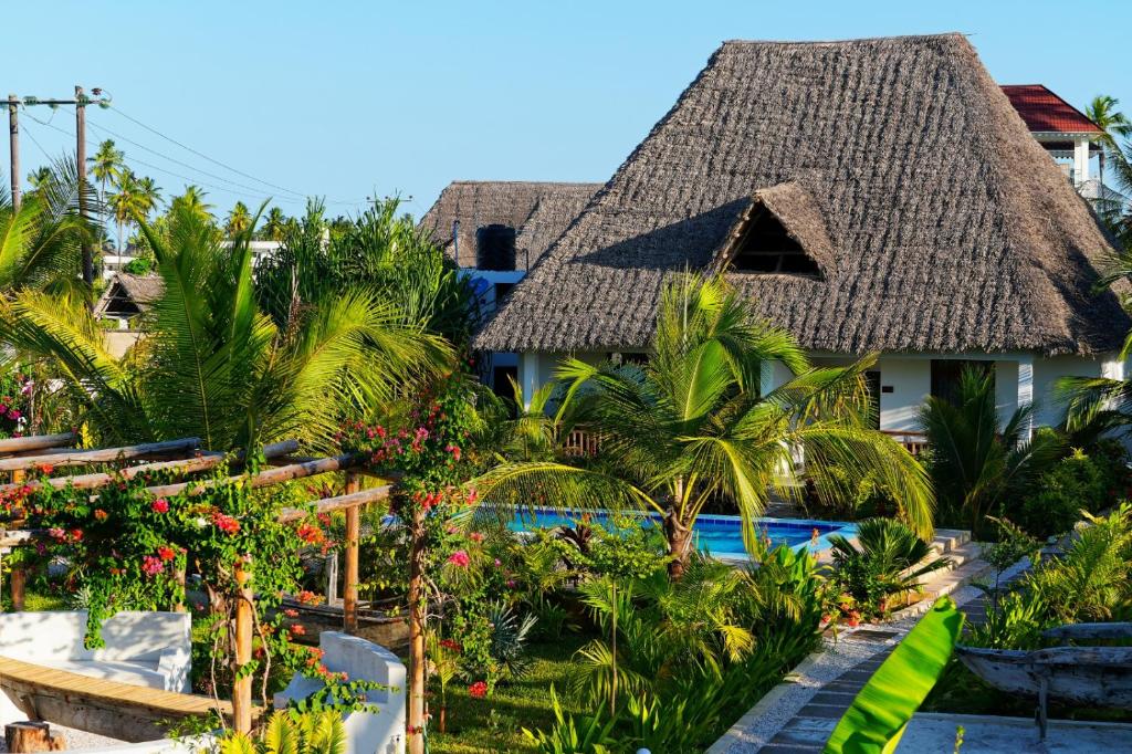 Changarawe Hotel 2