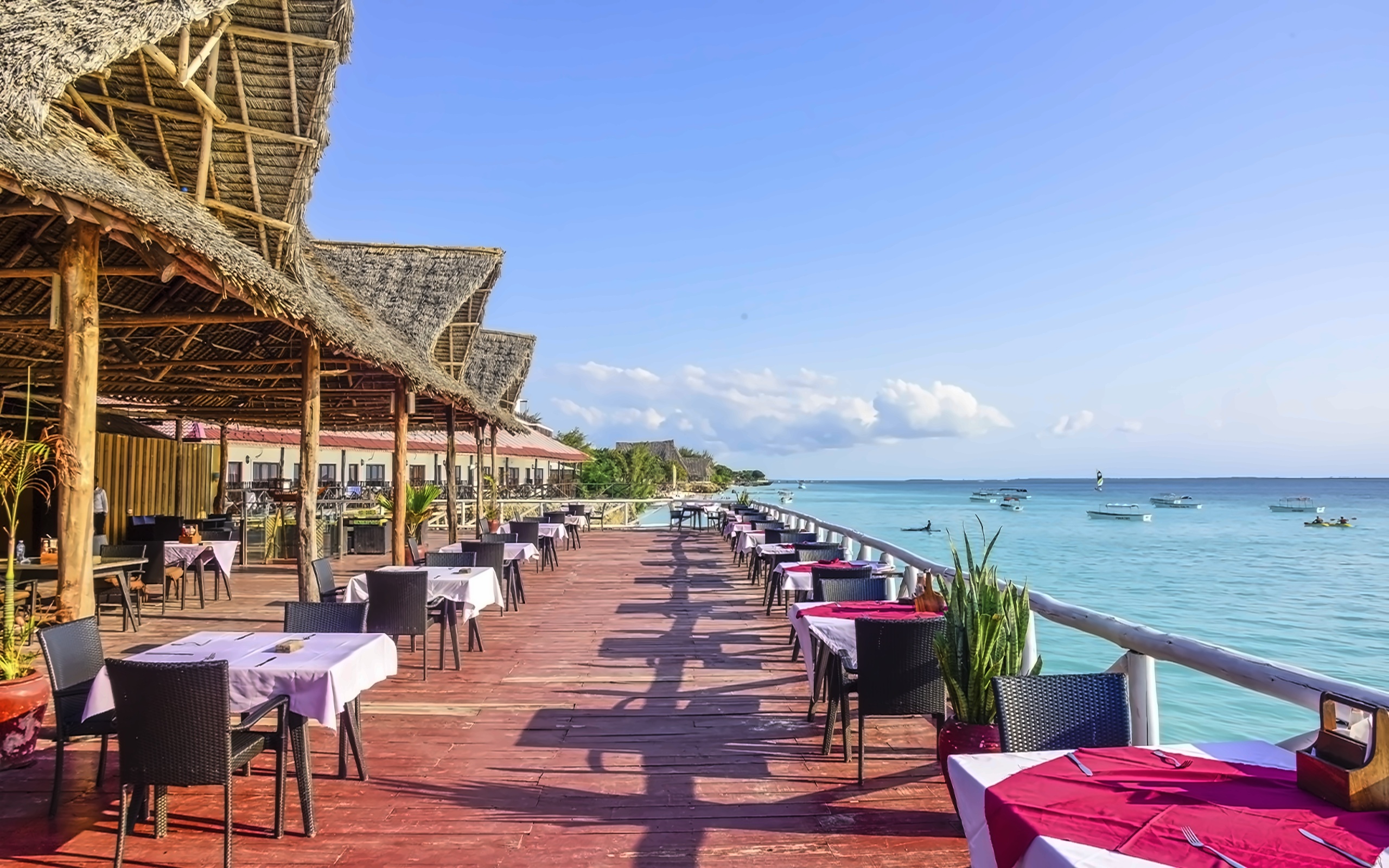 Amaan Bungalows Beach Resort 6