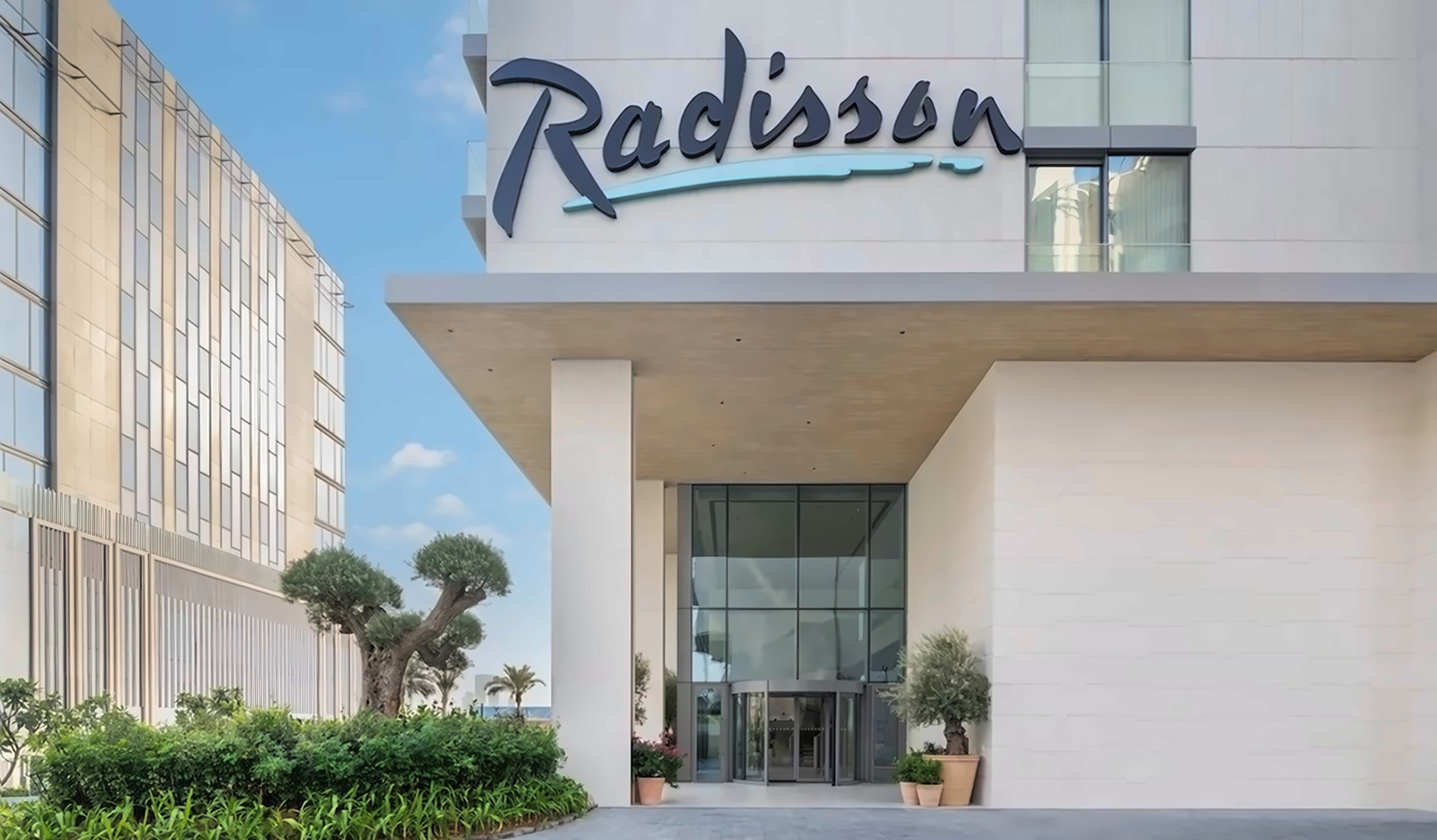 Radisson Beach Resort Palm Jumeirah 3