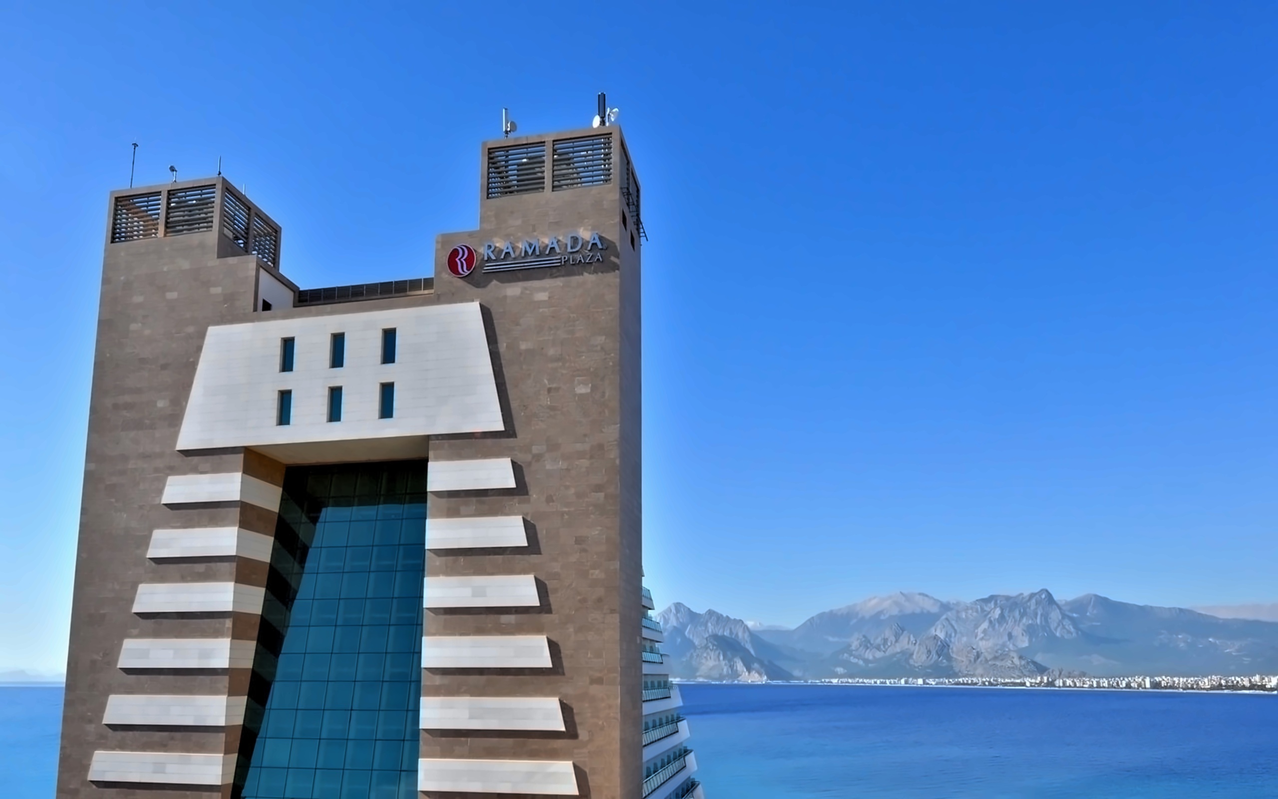 Ramada Plaza Antalya 2