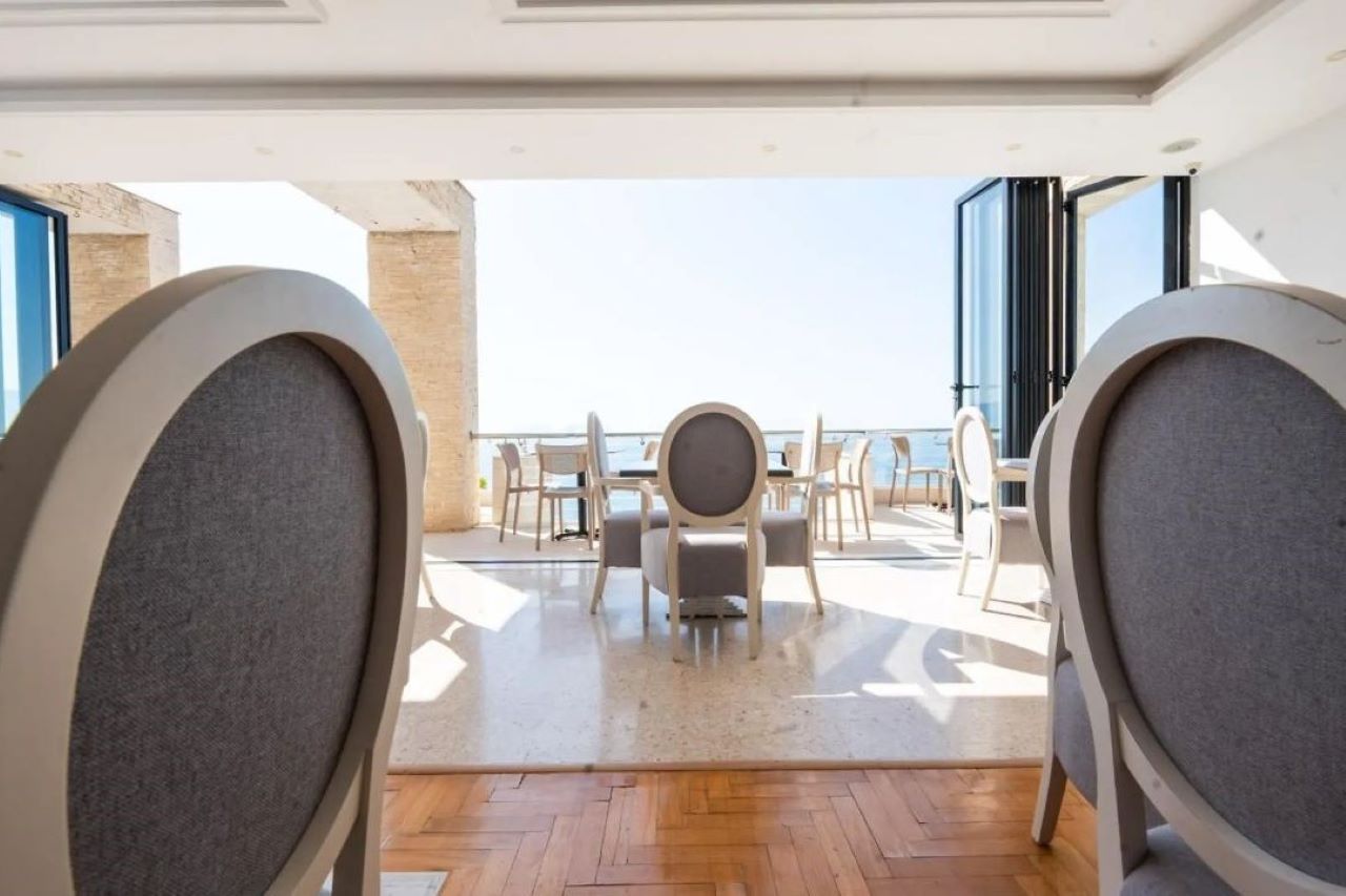 Thea Hotel 6