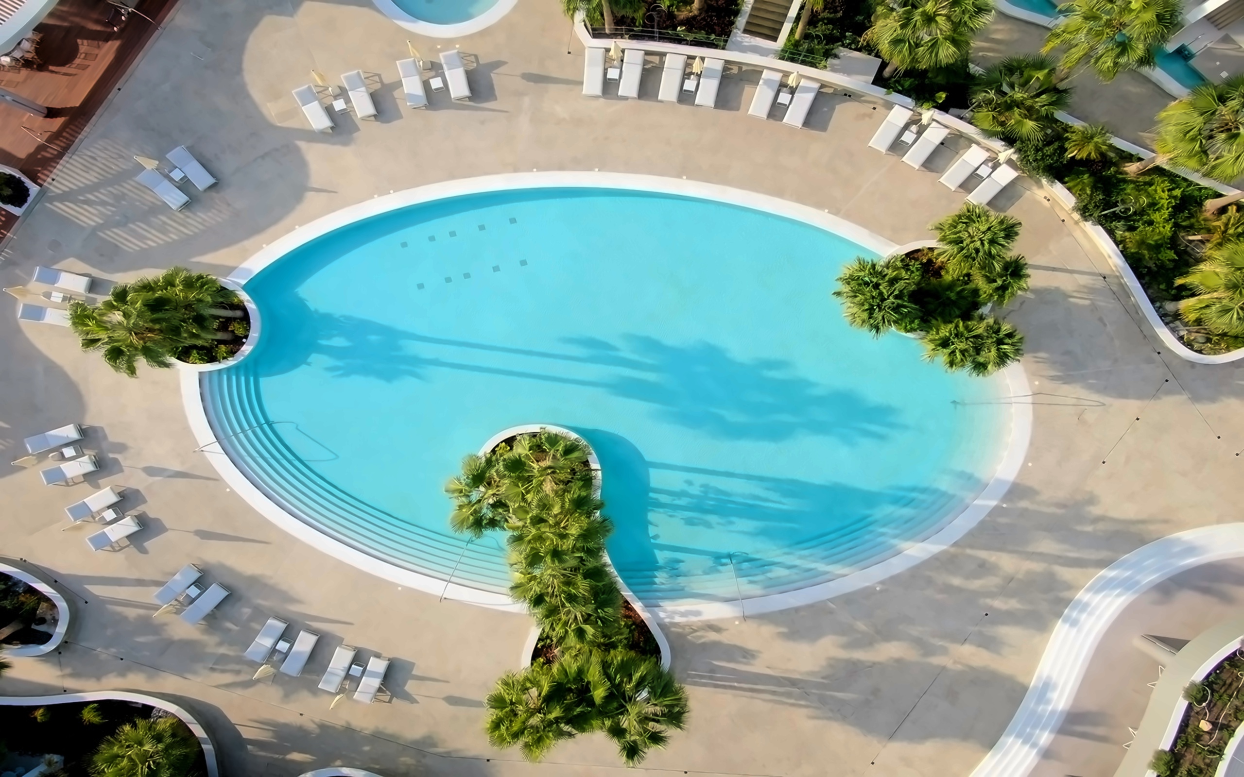Radisson Beach Resort Larnaca 6