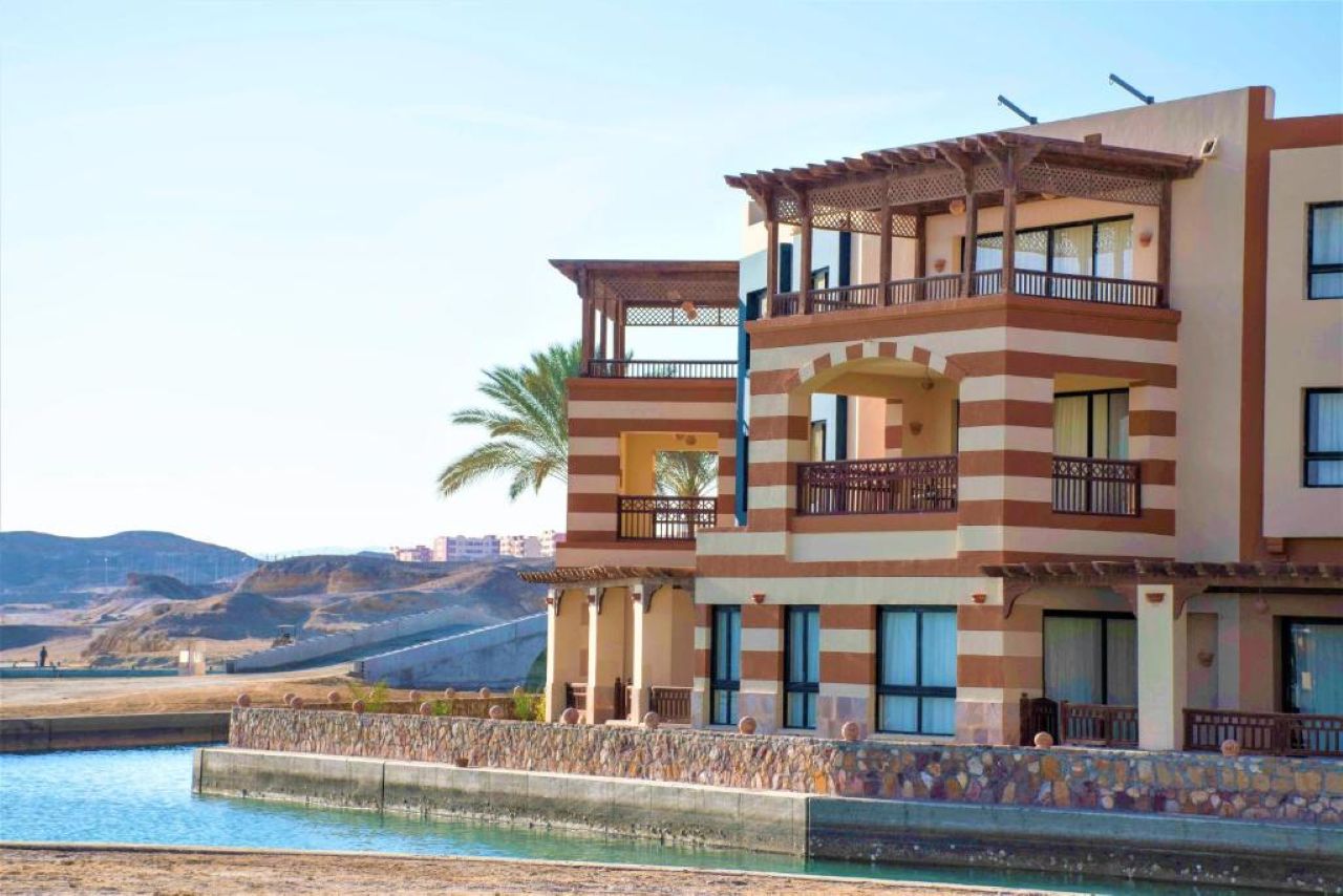 Marina Residence Suites 4