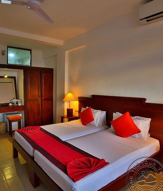 Hotel Lanka Super Corals 2