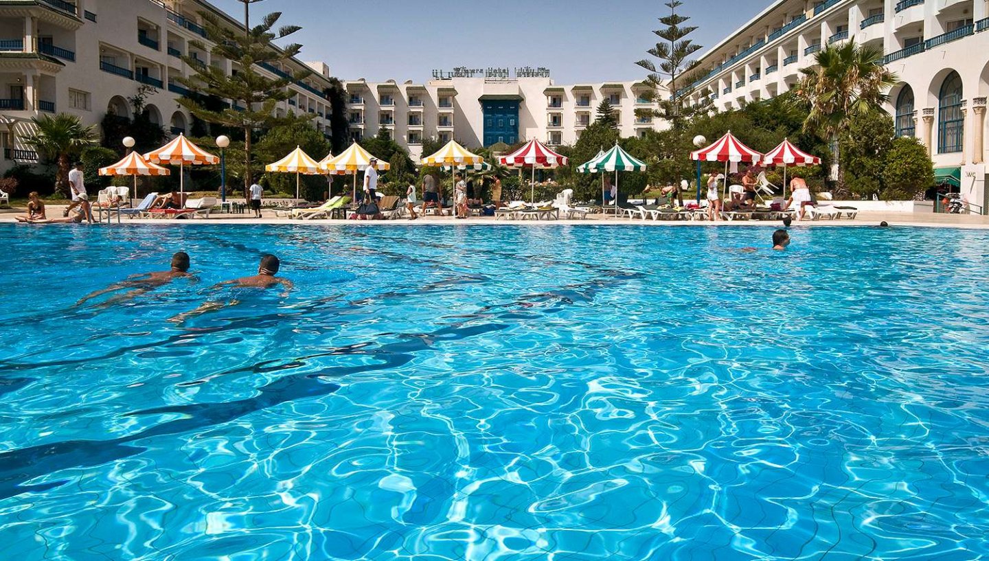 Riviera 3