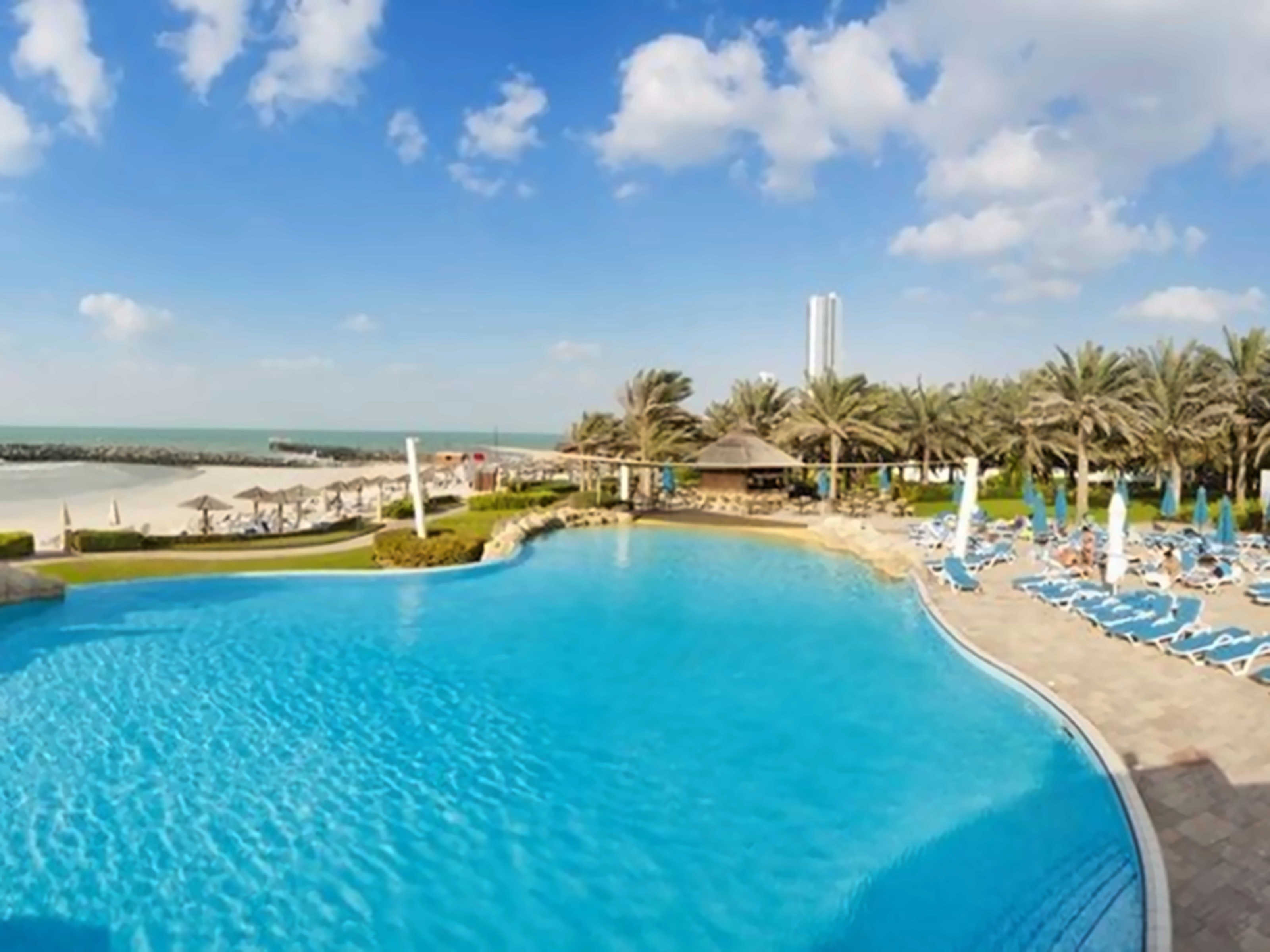 Coral Beach Resort Sharjah 3
