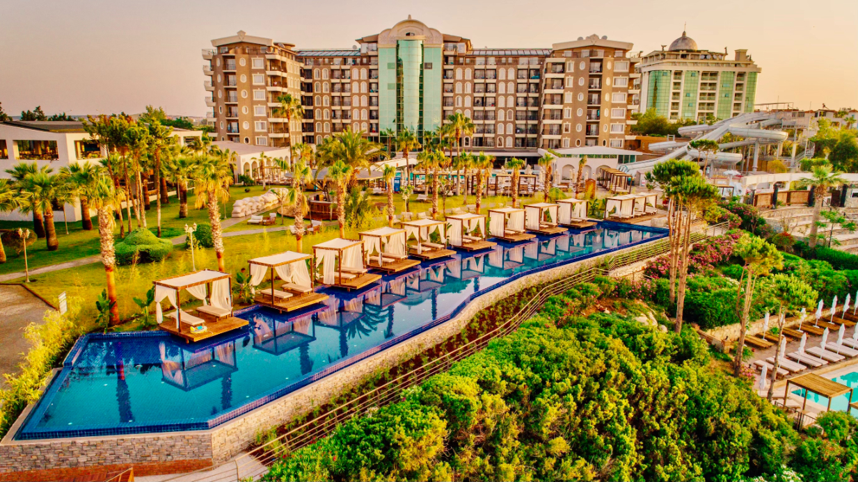 Laur Hotel Experience & Laur Hotels Elegance 4