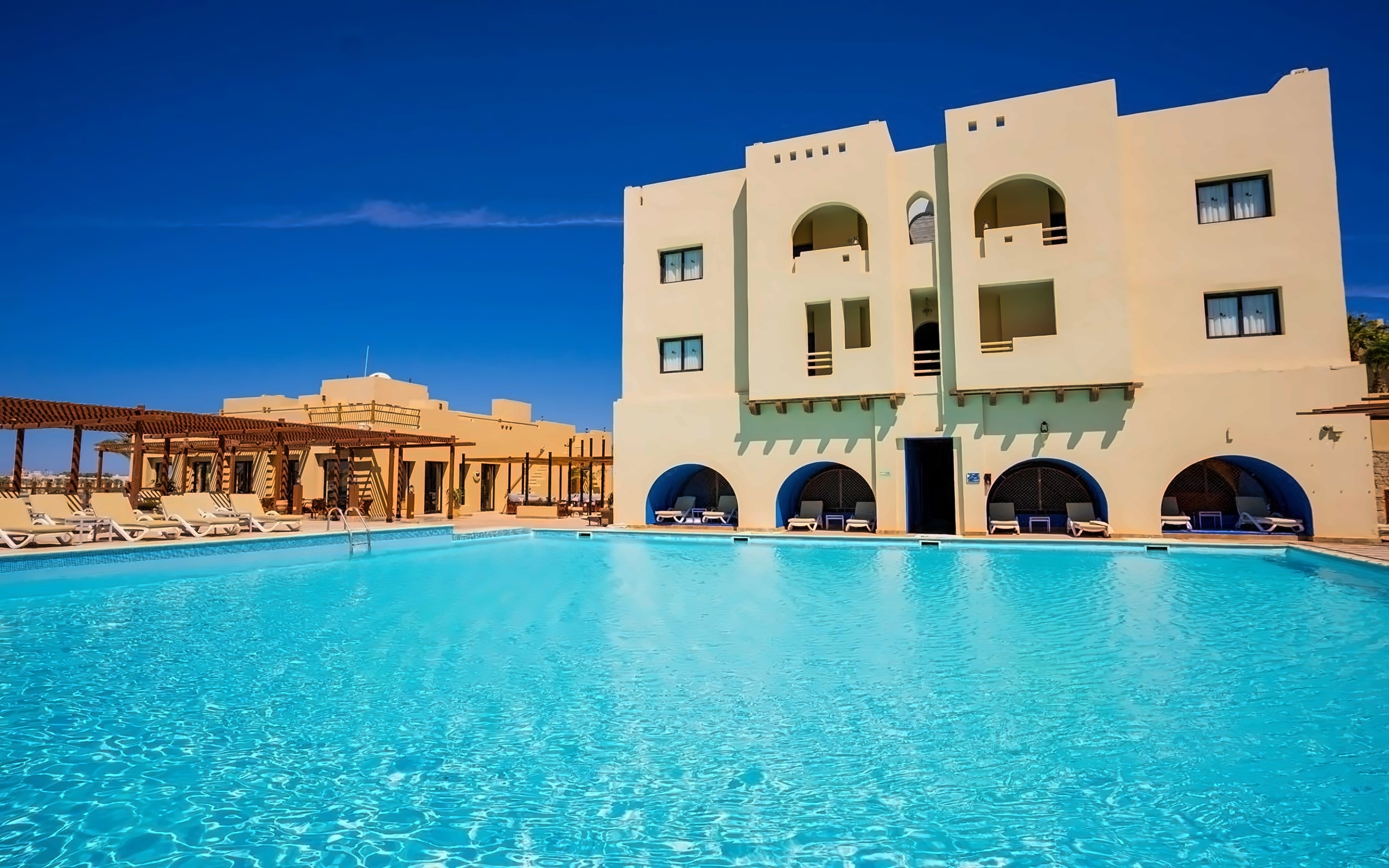 Marina Lodge 3