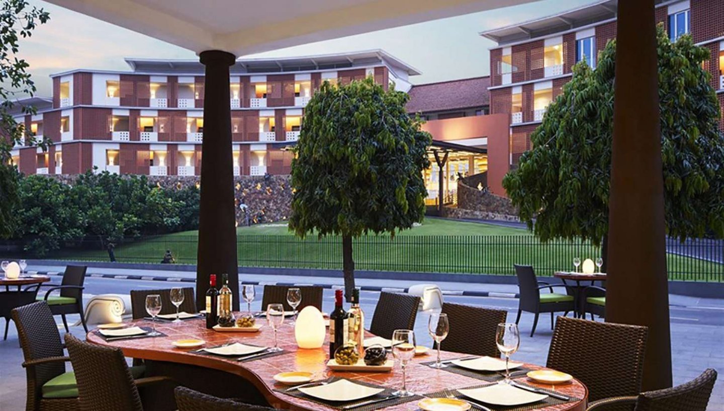 Heritance Negombo 6
