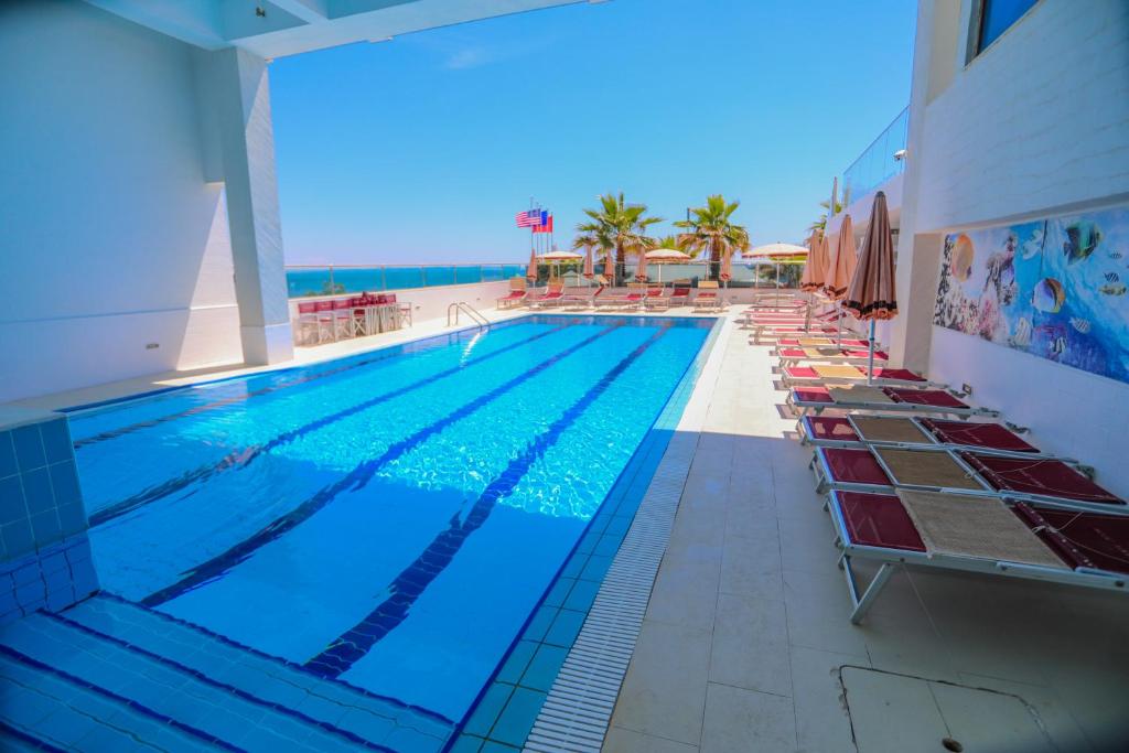Vivas Hotel 3
