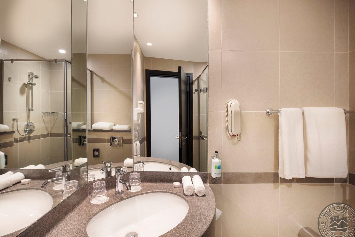 Holiday Inn Express Safa Park 2