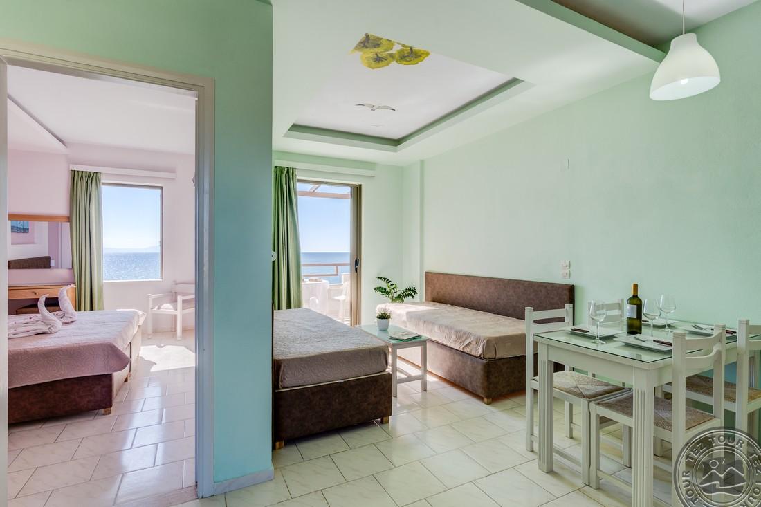 Alkionis Beach Hotel Apartments 4