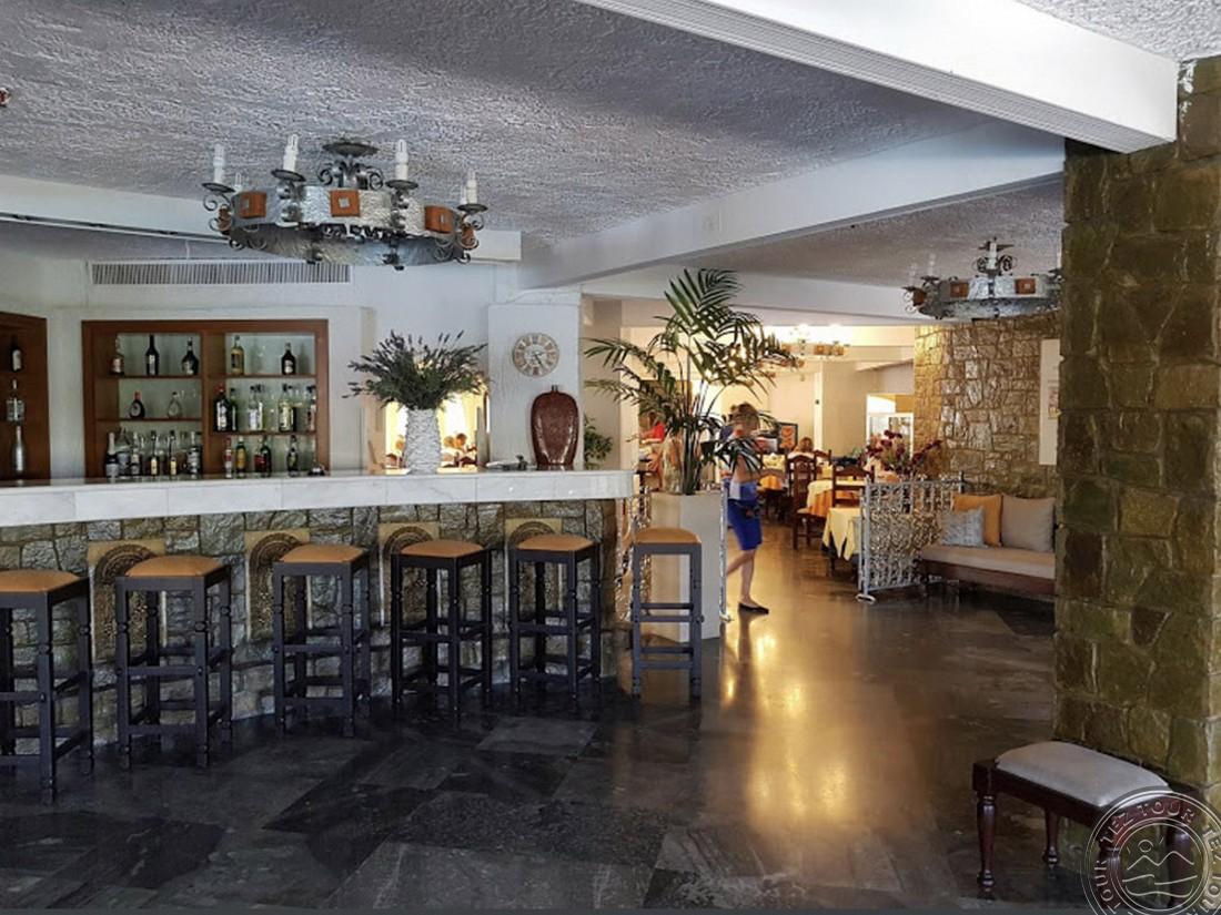 Karteros Hotel 2