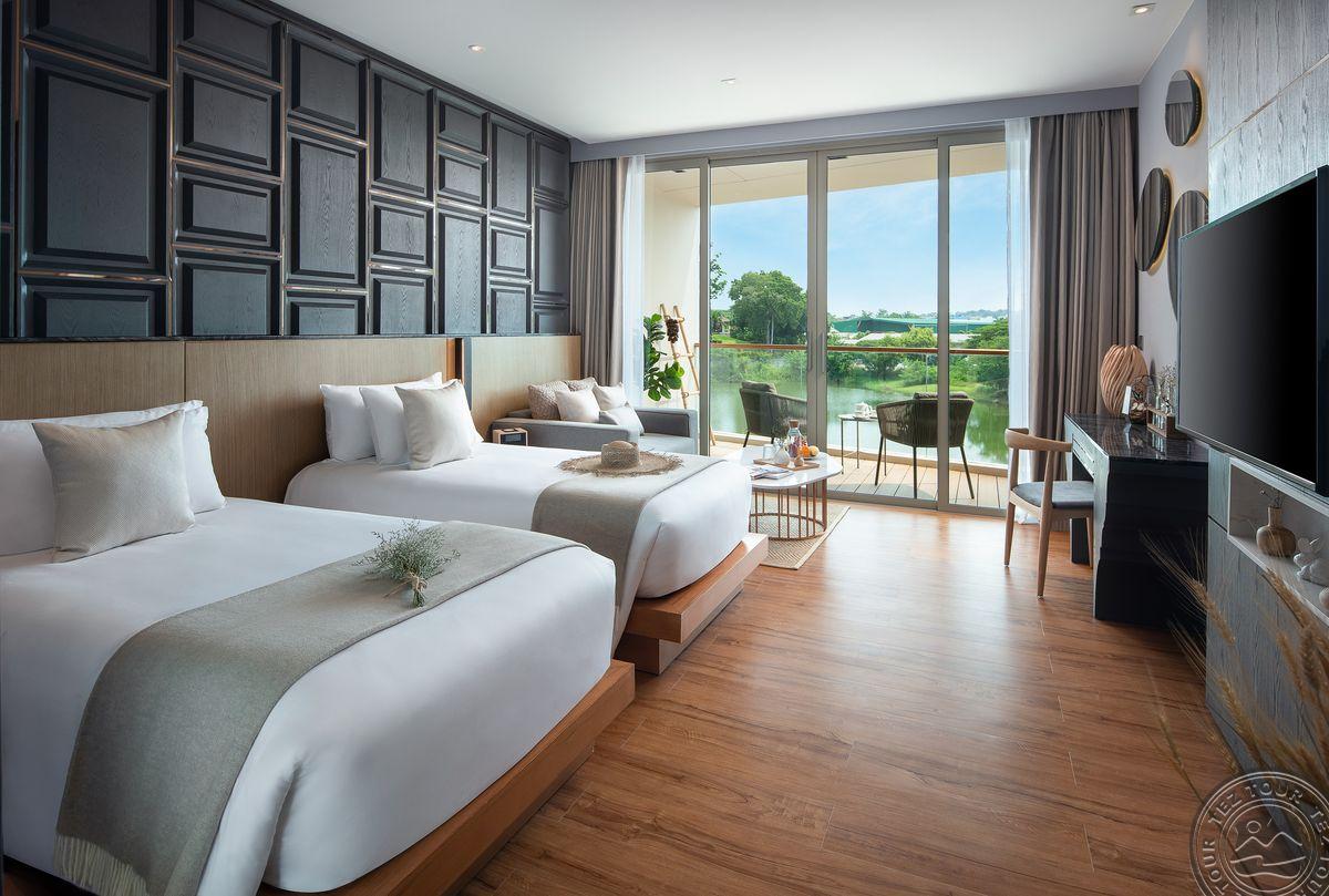 Wyndham Grand Nai Harn Beach Phuket 4