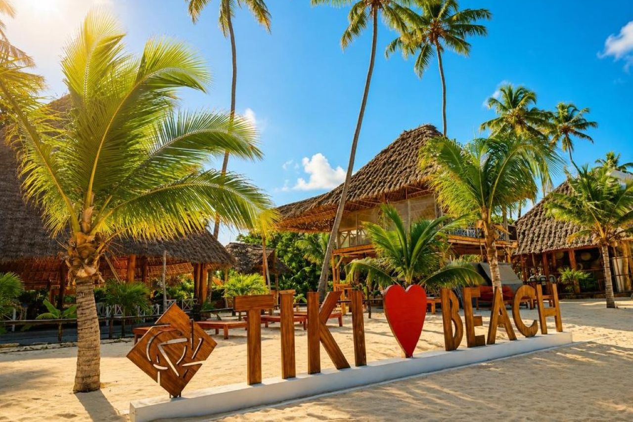 Tiki Beach Club & Resort 3