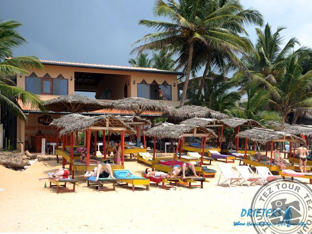 Drifters Hotel & Beach Restaurant 6