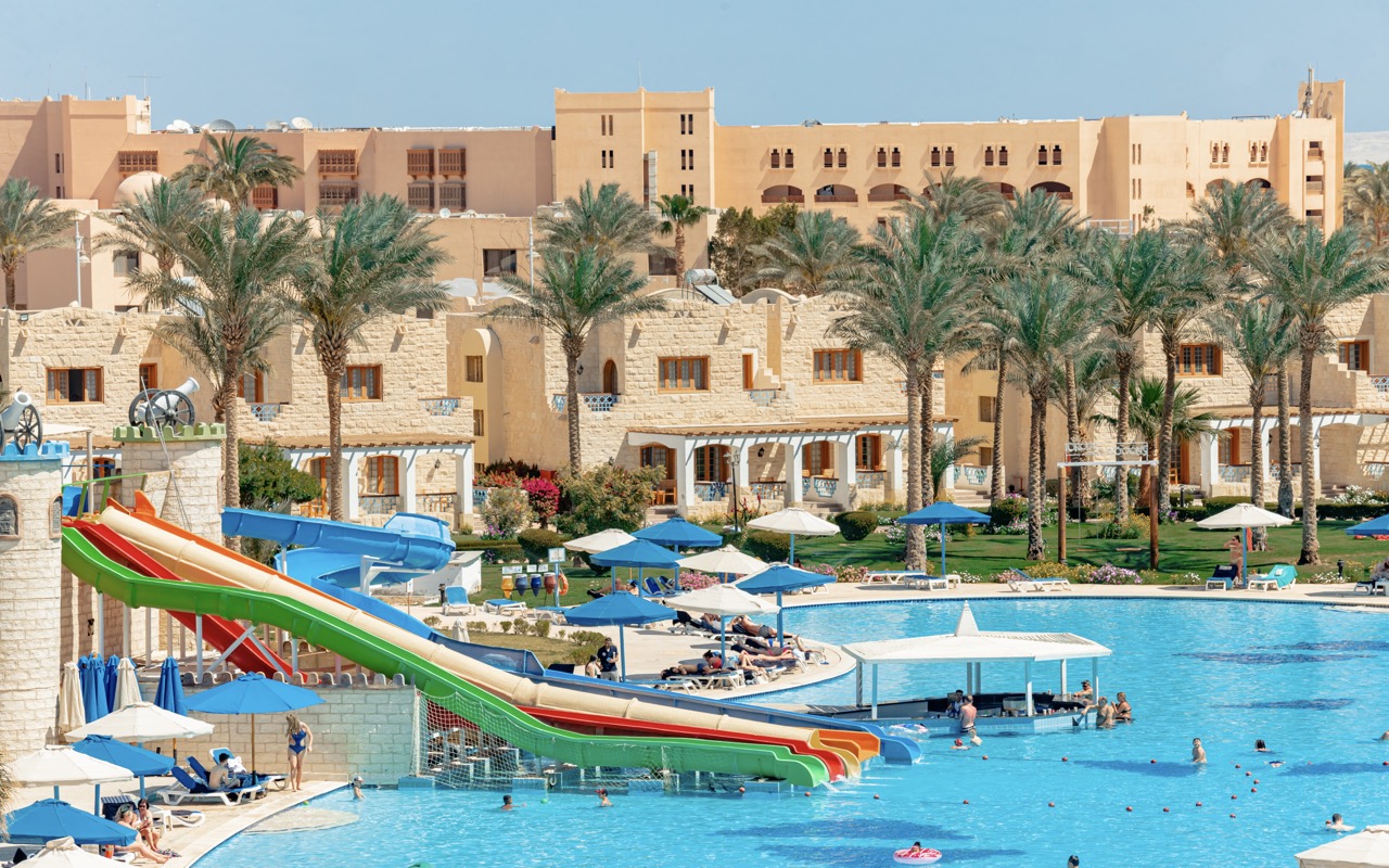 Royal Lagoons Resort and Aqua Park 3