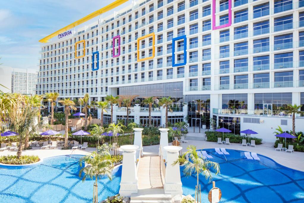 Centara Mirage Beach Resort Dubai 3