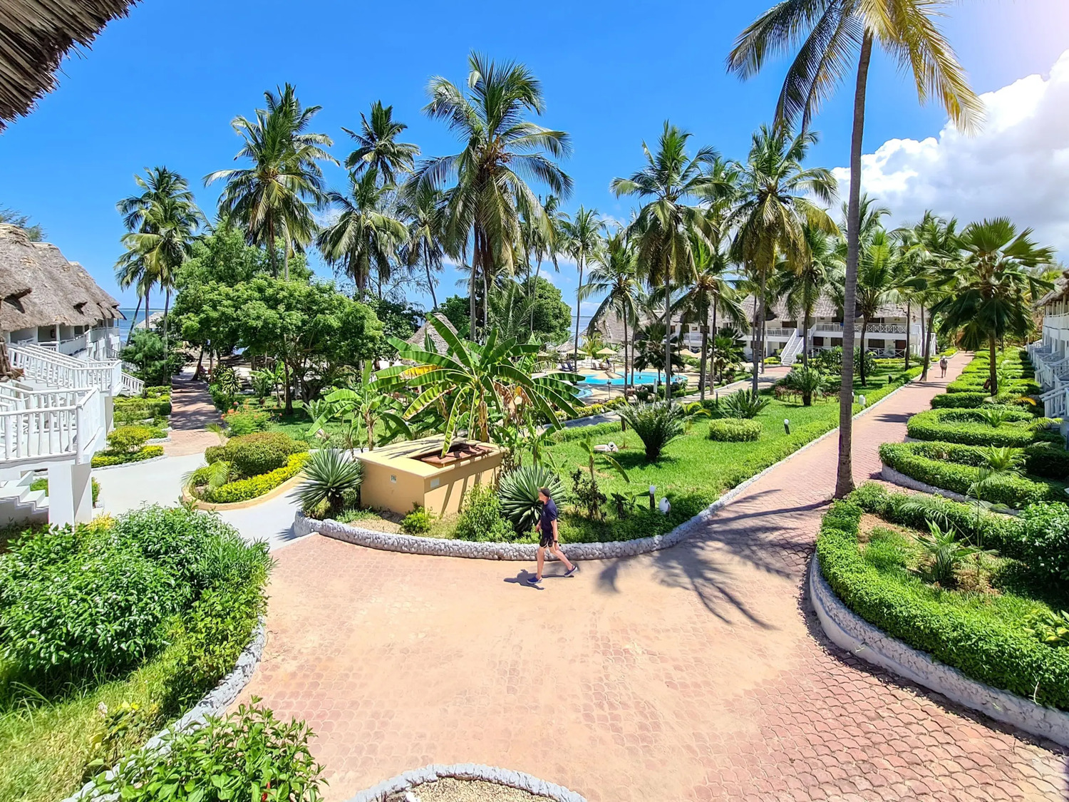 Paradise Beach Resort 6