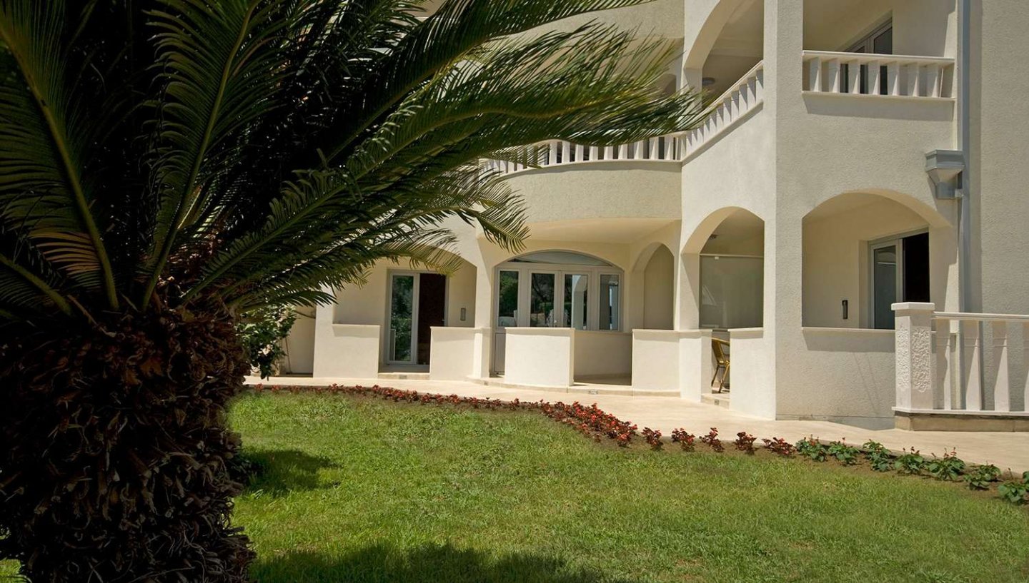 Vila V Lux 4