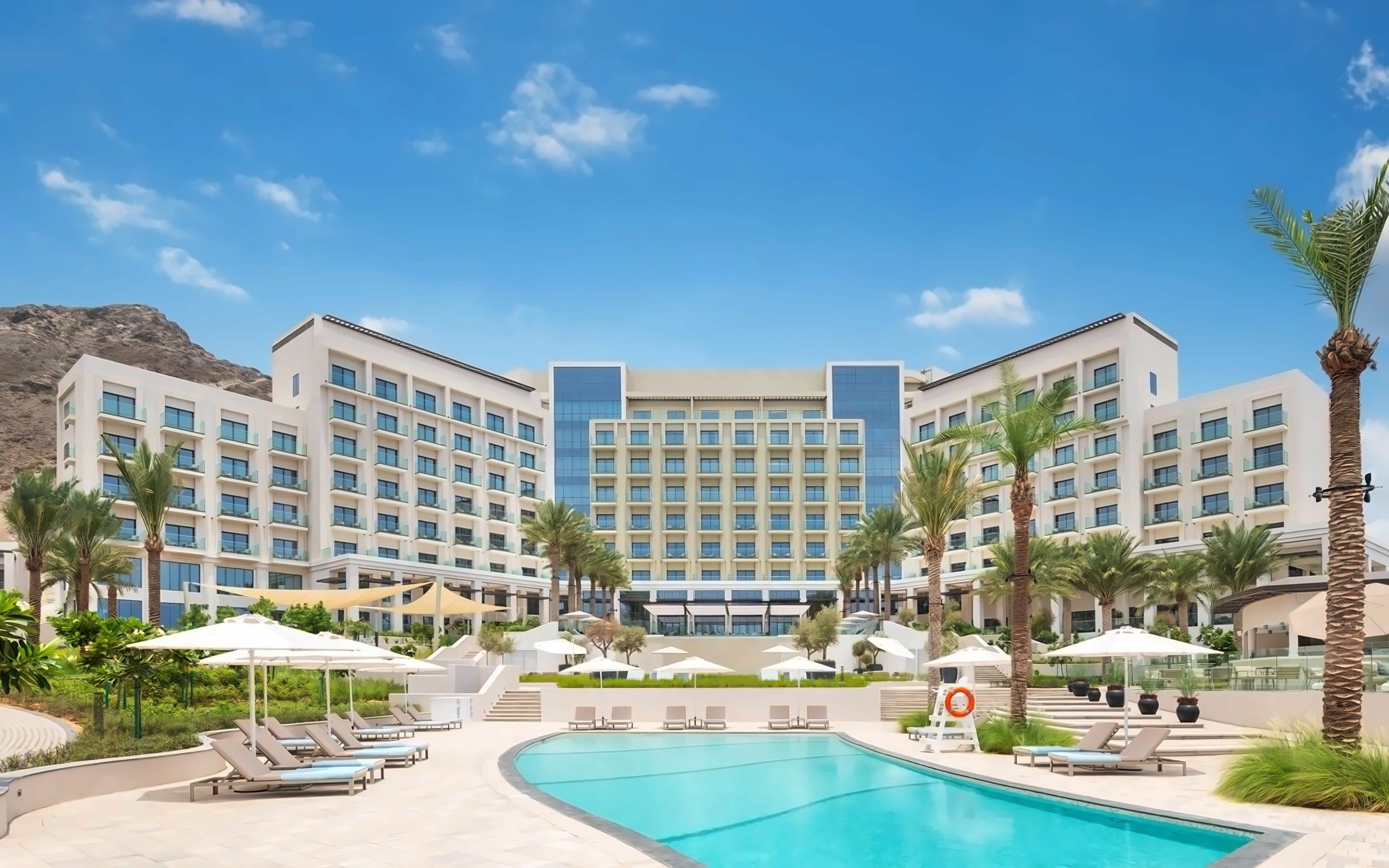 Address Beach Resort Fujairah 3