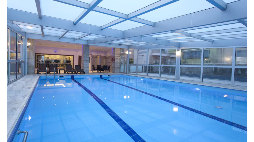Riviera Hotel & Spa 6